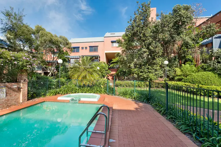 Sixth view of Homely apartment listing, 2/8 Kensington Street, Waterloo NSW 2017