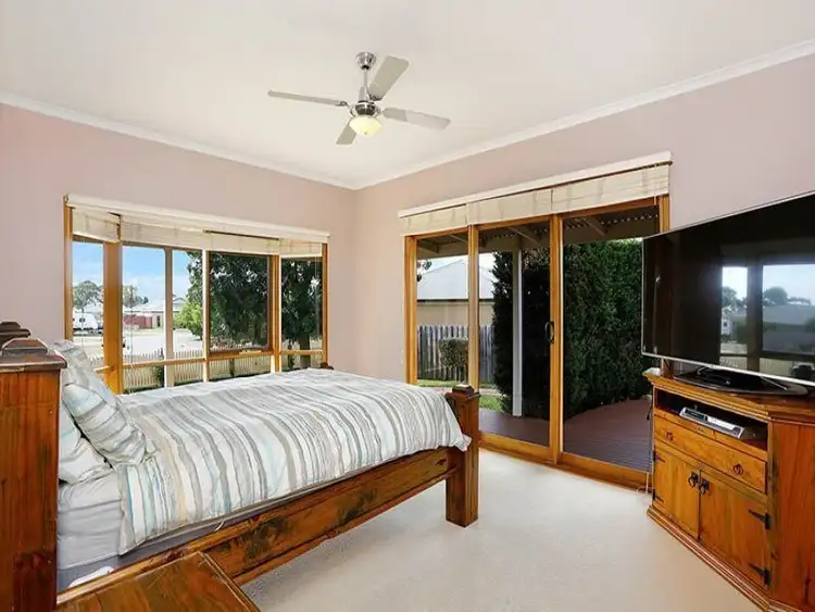 Sixth view of Homely house listing, 4 Solwood Court, Somerville VIC 3912