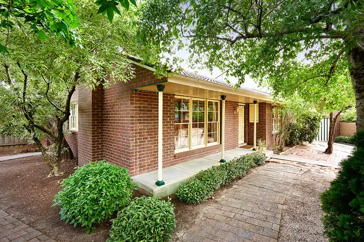 34 Winmalee Drive, Glen Waverley VIC 3150