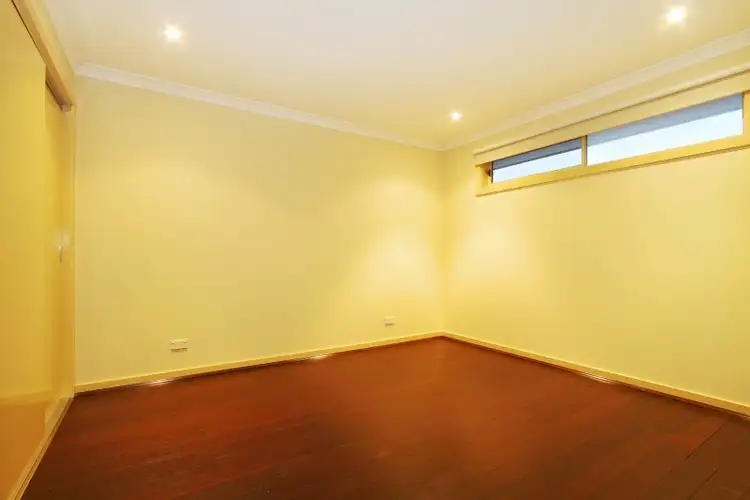 Fifth view of Homely unit listing, 19A Evans Crescent, Reservoir VIC 3073