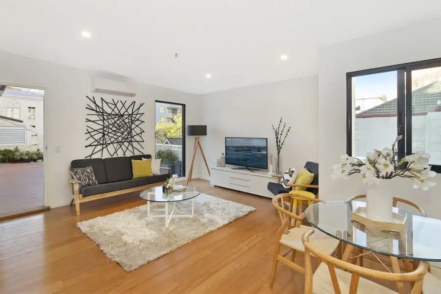 Main view of Homely apartment listing, 40/7 Greenknowe Avenue, Elizabeth Bay NSW 2011