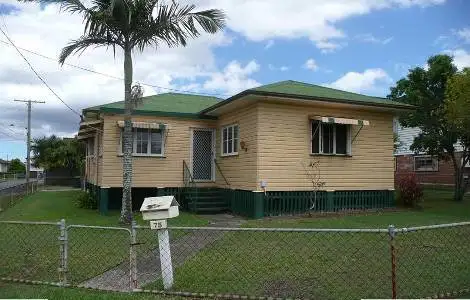 75 Dickenson Street, Carina QLD 4152