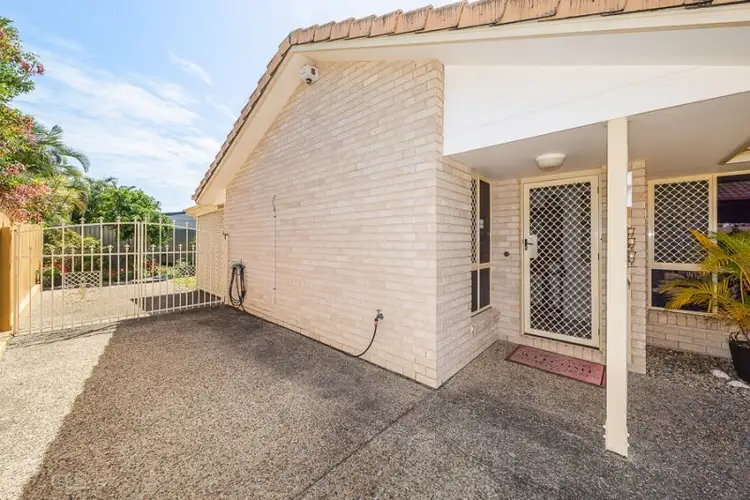 Sixth view of Homely unit listing, 2/5 Carl Court, Banksia Beach QLD 4507
