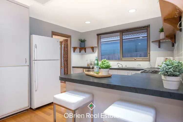 Third view of Homely house listing, 5 Kate Court, Pakenham VIC 3810