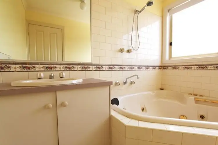 Fourth view of Homely house listing, 15 Noble Court, Sunshine West VIC 3020