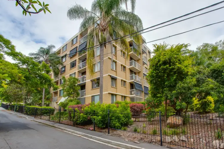 Main view of Homely unit listing, Unit 22/574 Boundary Street, Spring Hill QLD 4000