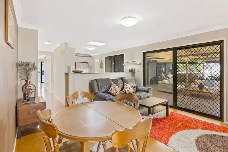 1 Parkview Crescent, Shailer Park QLD 4128