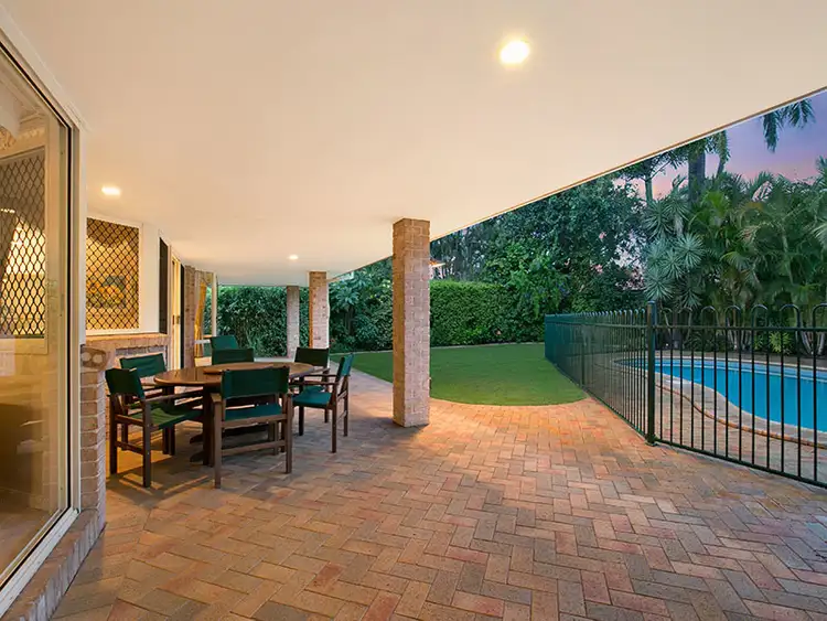 Second view of Homely house listing, 11 Bellfield Crescent, Parkinson QLD 4115