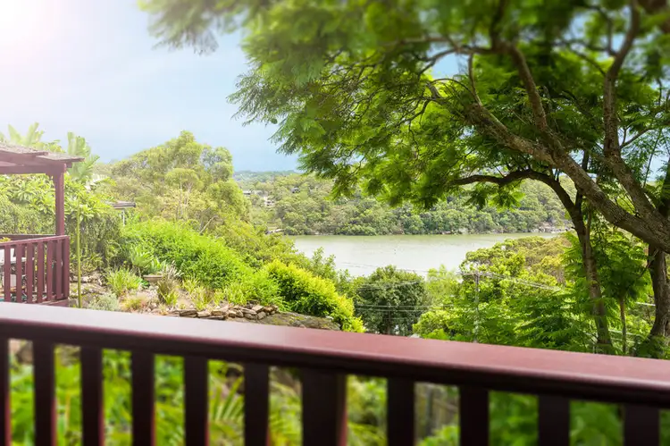 1 Doveleys Road, Como NSW 2226