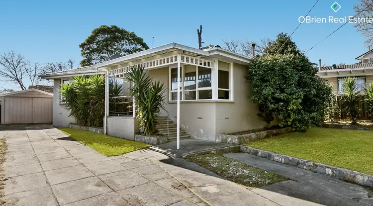 6 Towerhill Road, Frankston VIC 3199