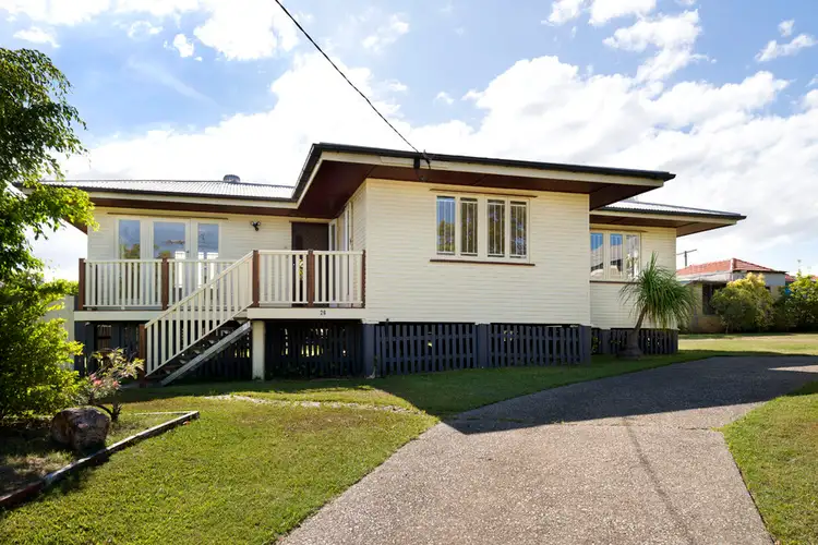 26 Robbies Avenue, Carina QLD 4152