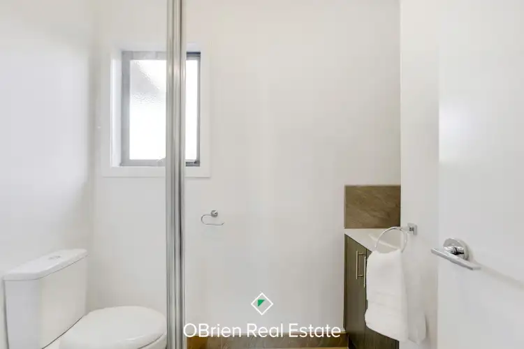 Fifth view of Homely unit listing, 2/195 Beach Street, Frankston VIC 3199