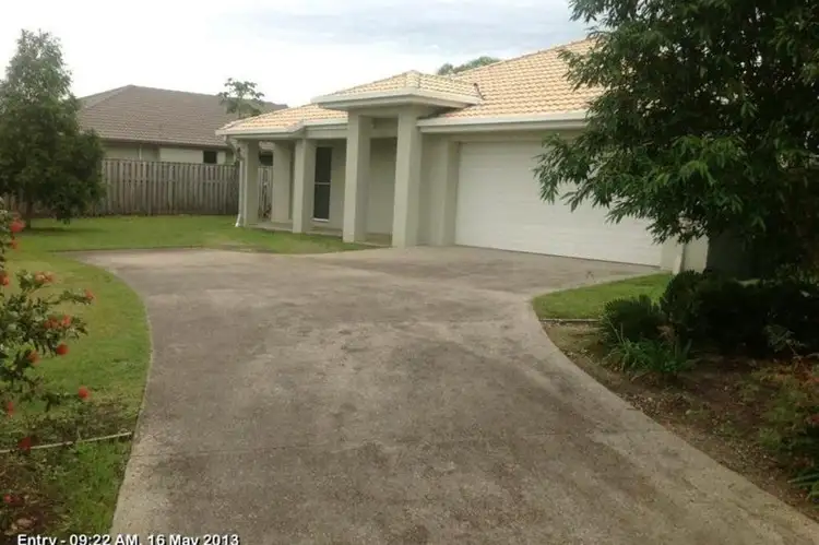 8 Sackville Close