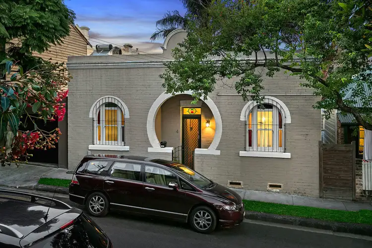 4 Foss Street, Forest Lodge NSW 2037