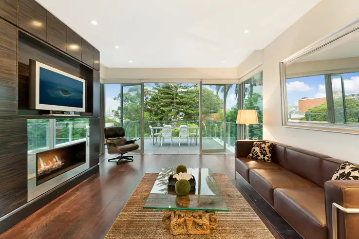 Main view of Homely apartment listing, 2/101A Darling Point Road, Darling Point NSW 2027