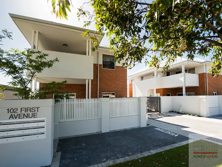 4/102 First Avenue, Bassendean WA 6054