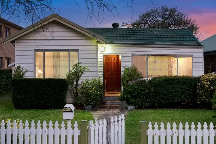 15 Oak Street, Narrabeen NSW 2101