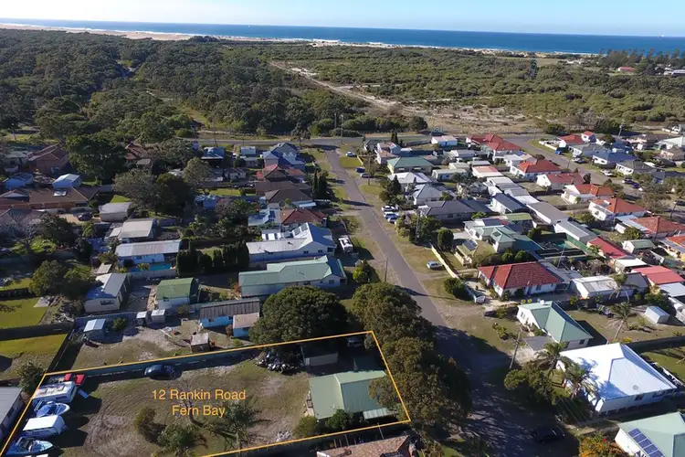 12 Rankin Road, Fern Bay NSW 2295