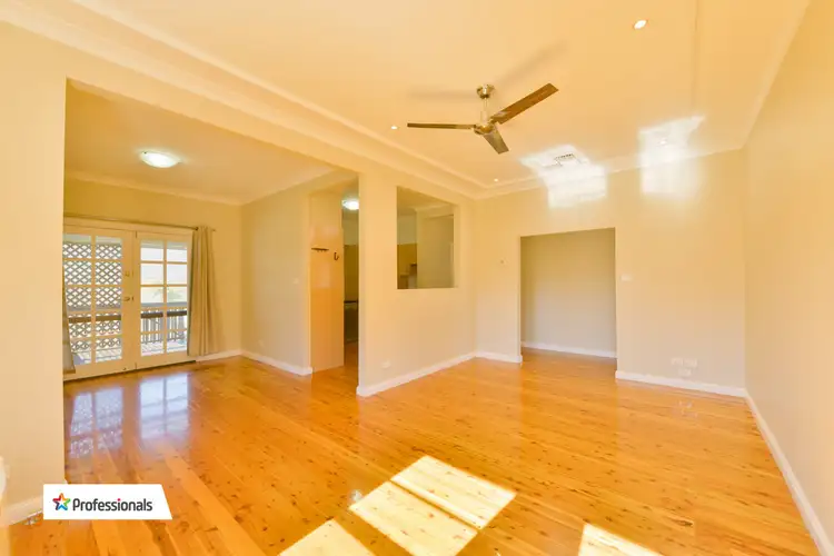 Fifth view of Homely house listing, 130 Crown Street, Tamworth NSW 2340
