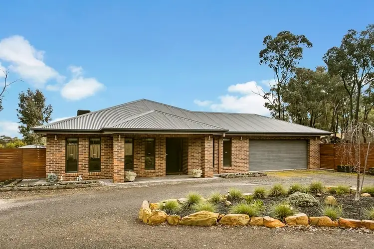 103 Pioneer Drive, Maiden Gully VIC 3551