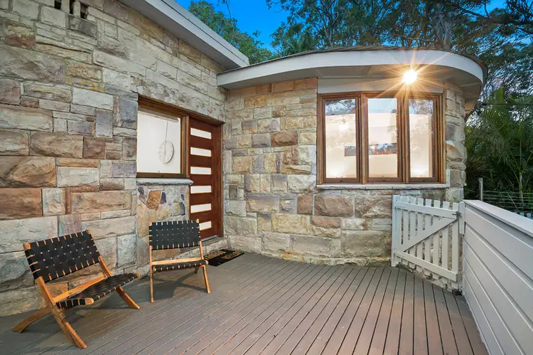 732 & 732a Barrenjoey Road, Avalon NSW 2107