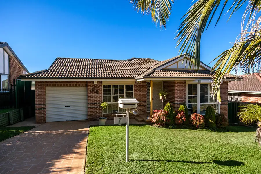 Main view of Homely house listing, 7 Chippendale Place, Helensburgh NSW 2508