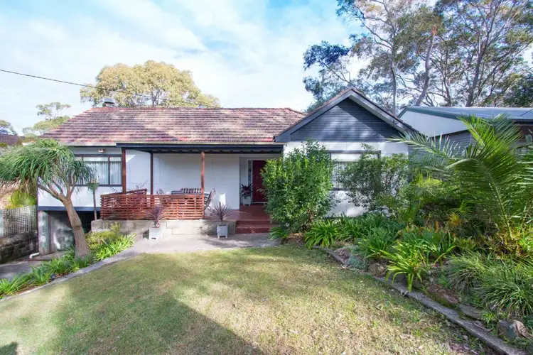 17 Wallumatta Road, Newport NSW 2106
