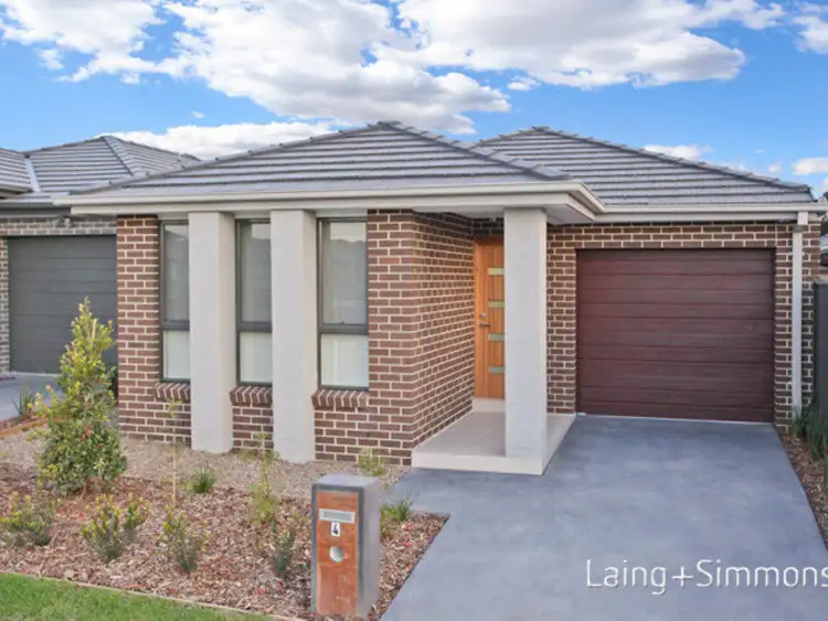 4 Coleman Close, Ropes Crossing NSW 2760