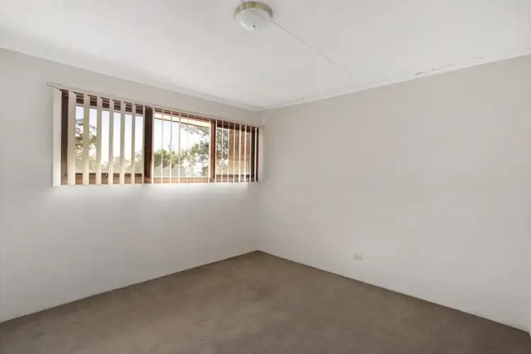 Sixth view of Homely house listing, 5/72 Campbellfield Avenue, Bradbury NSW 2560