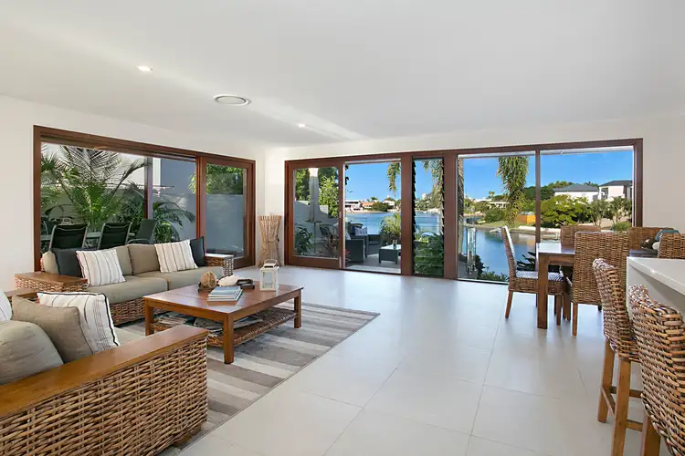 49 Blair Athol Crescent, Sorrento QLD 4217