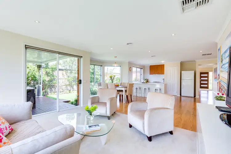 Fifth view of Homely house listing, 7 Fitzroy Place, Taylors Hill VIC 3037