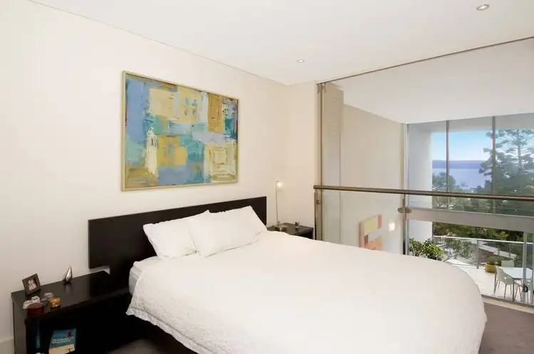 Second view of Homely apartment listing, 31/8 Greenknowe Avenue, Elizabeth Bay NSW 2011