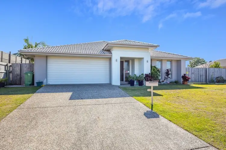 72 Sandheath Place, Ningi QLD 4511