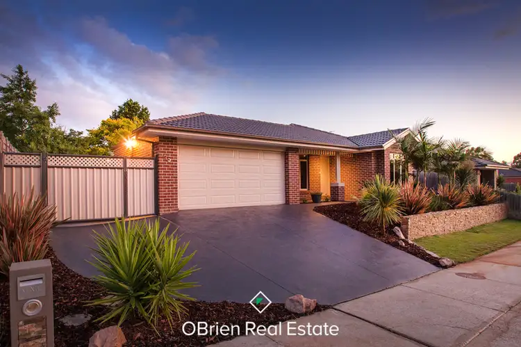 Second view of Homely house listing, 25 Miller Close, Drouin VIC 3818