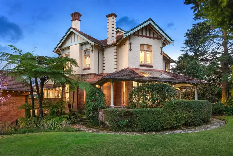 54 Ku-Ring-Gai Avenue, Turramurra NSW 2074
