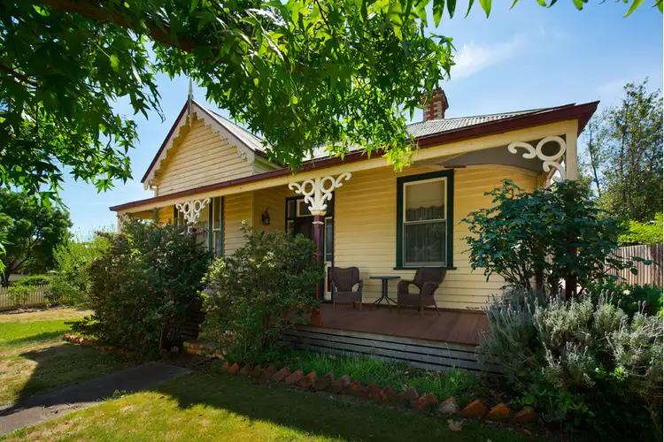 134 Hargraves Street, Castlemaine VIC 3450