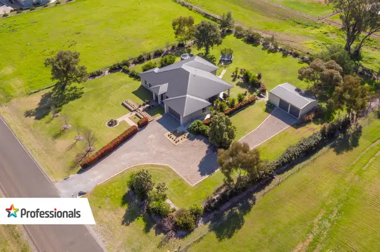 23 Flagstaff Road, Tamworth NSW 2340