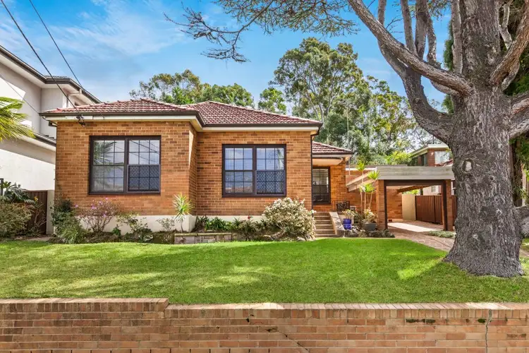 8 Phillip Street, Blakehurst NSW 2221