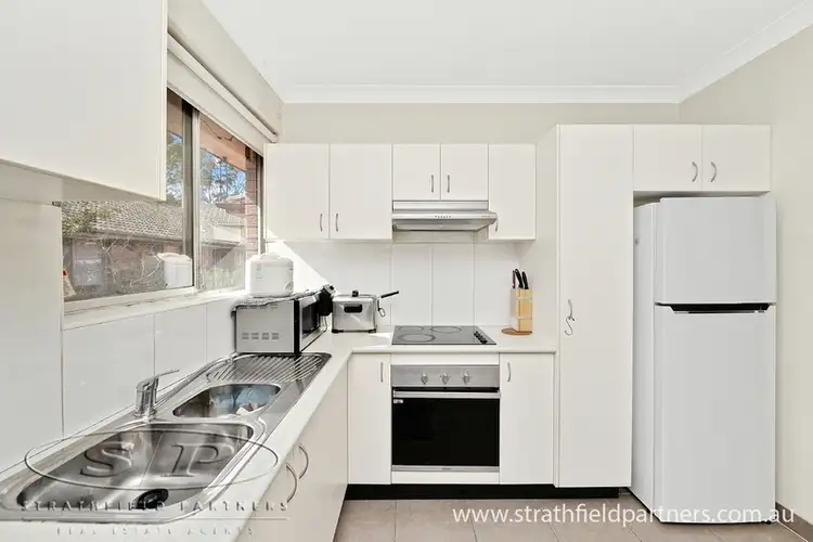 Third view of Homely apartment listing, 6/6 Eastbourne Road, Homebush West NSW 2140