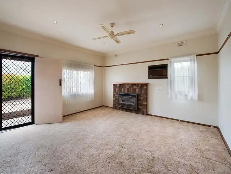 Sixth view of Homely house listing, 83 Bowden Street, Castlemaine VIC 3450