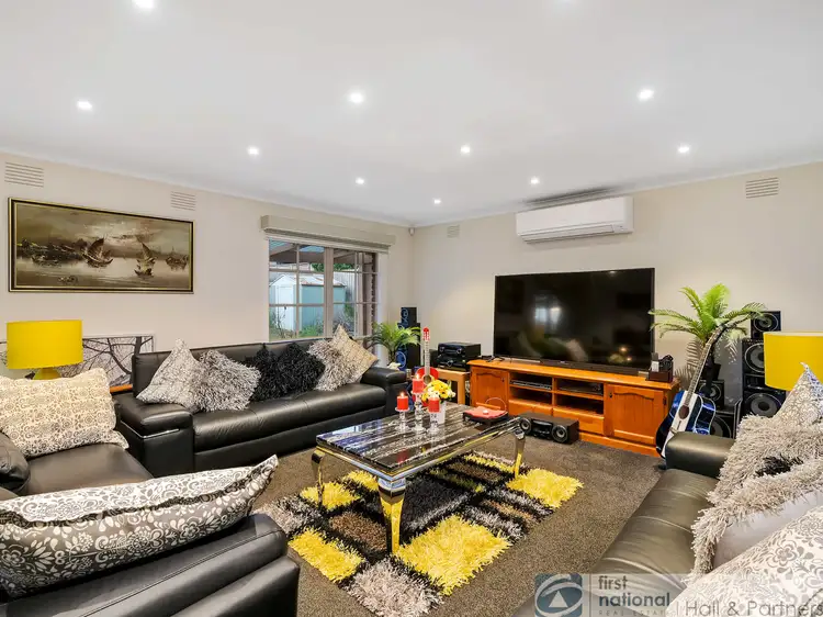 Second view of Homely house listing, 4 Rearden Close, Endeavour Hills VIC 3802