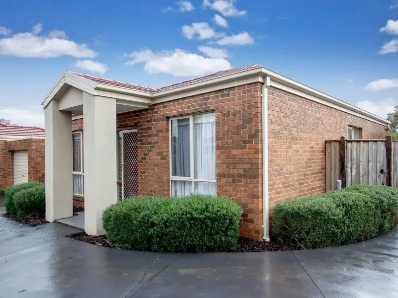 Main view of Homely unit listing, 3/10 Raymond Street, Somerville VIC 3912