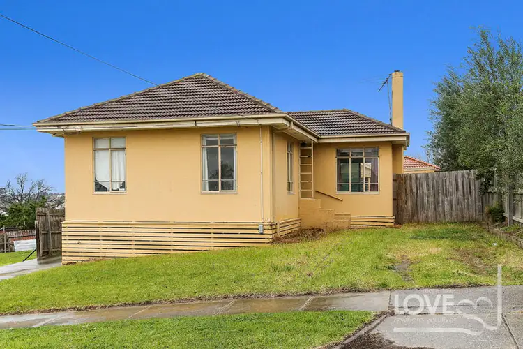 1/7 Oulton Avenue, Reservoir VIC 3073