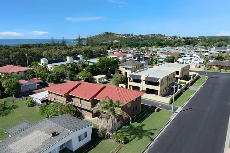 Main view of Homely unit listing, 1/4 Heath Street, Evans Head NSW 2473