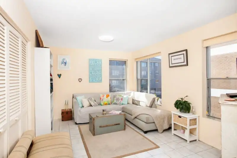 Main view of Homely unit listing, 3/8 Ingalara Avenue, Cronulla NSW 2230