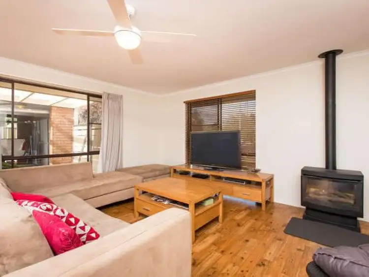 Second view of Homely house listing, 6 Canberra Avenue, Mildura VIC 3500