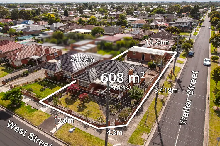 70 West Street, Hadfield VIC 3046