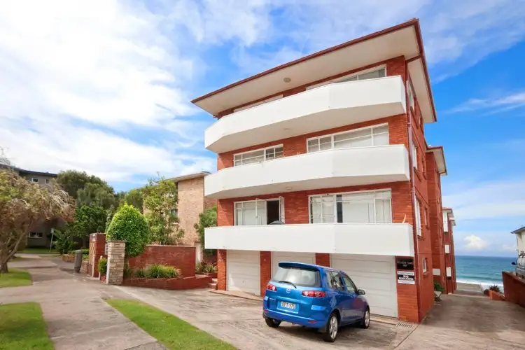 Main view of Homely unit listing, 1/18 Ozone Street, Cronulla NSW 2230