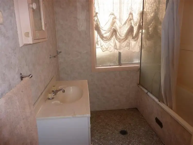 Sixth view of Homely house listing, 1 Palmer Street, Dubbo NSW 2830