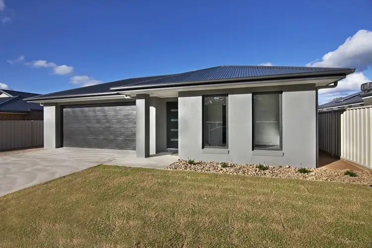 3 Cobb Court, Kangaroo Flat VIC 3555